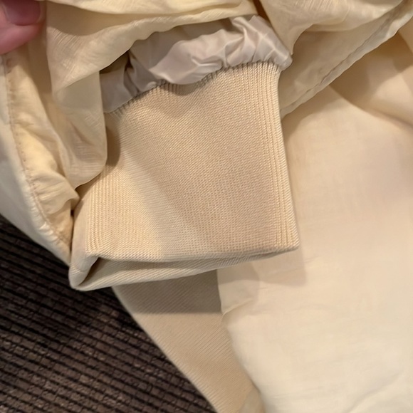 H&M Puffy Jacket 🧥 - Picture 8 of 10